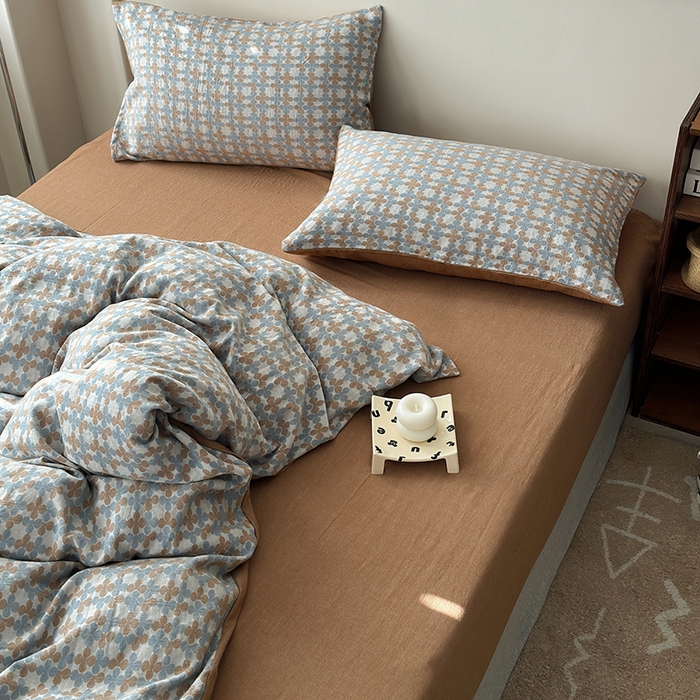 91家纺网 家纺一手货源 找家纺 水洗的故事（原有乐家） 2025新款秋冬60s全棉贡缎色织大提花四件套 四月里-云水蓝