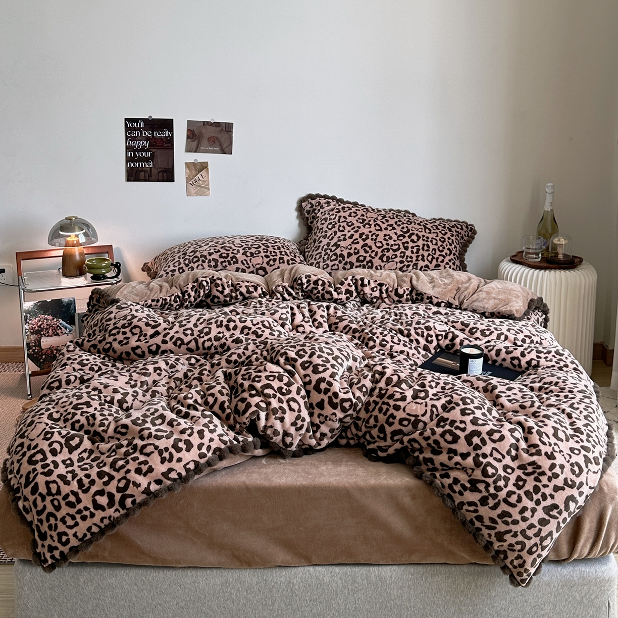 91家纺网 家纺一手货源 找家纺 （总）艾咪-Amy ntmy 2025新款博主风毛球款豹纹牛奶绒四件套