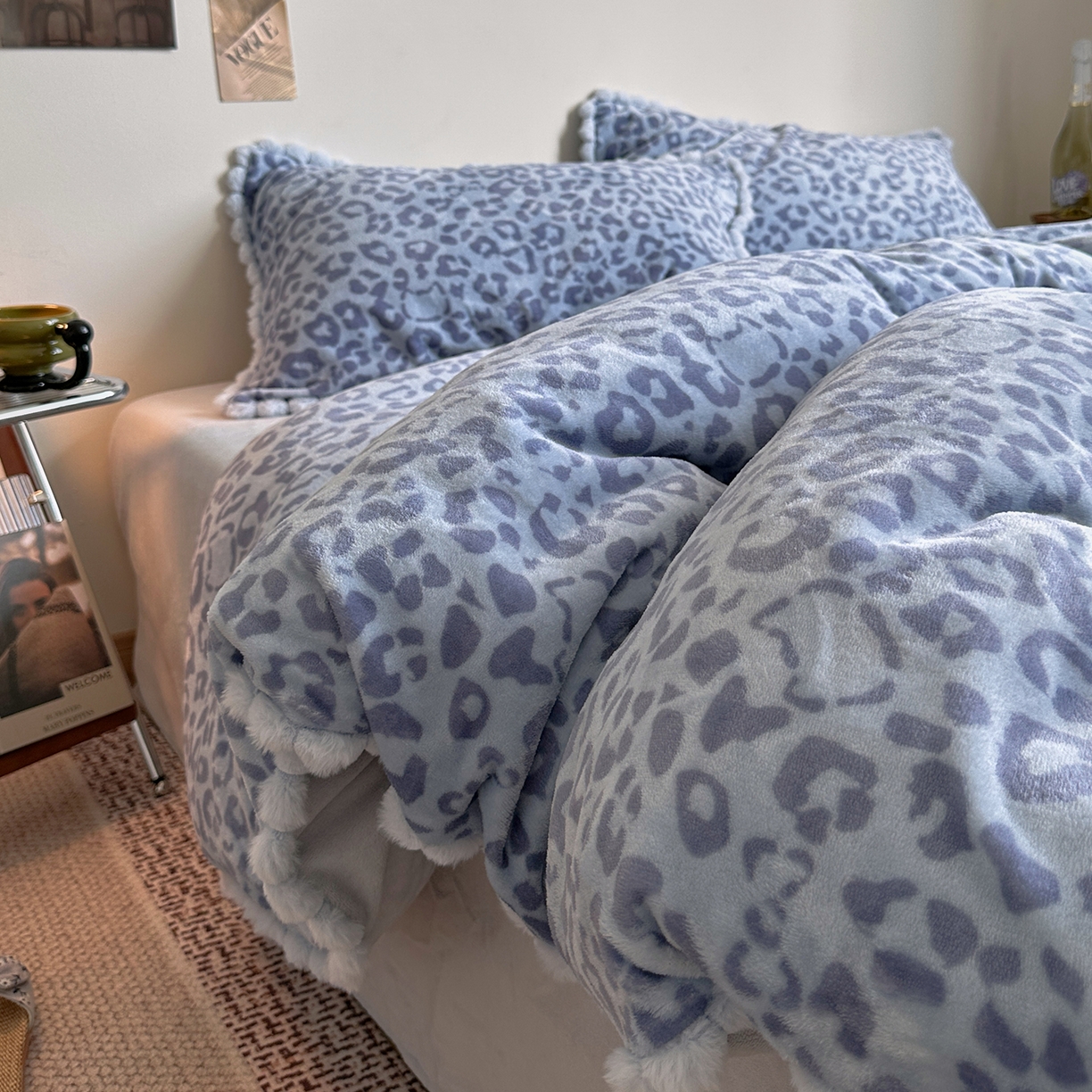 91家纺网 家纺一手货源 找家纺 （总）艾咪-Amy ntmy 2025新款博主风毛球款豹纹牛奶绒四件套