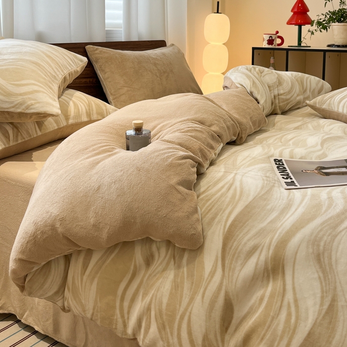 91家纺网 家纺一手货源 找家纺 桃子家居 2025新款A类ins简约奢尚渐变复古格子加厚牛奶绒四件套 绒-德芙