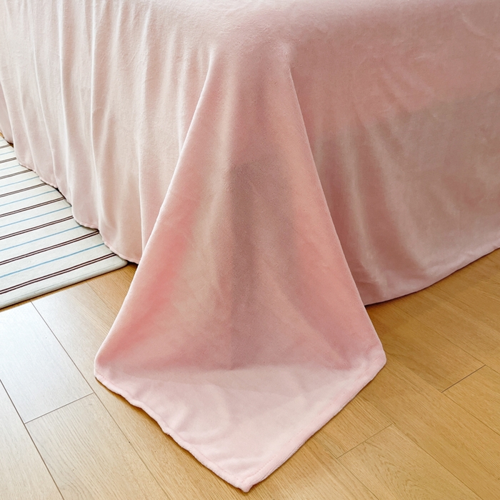 91家纺网 家纺一手货源 找家纺 桃子家居 2025新款A类ins简约奢尚渐变复古格子加厚牛奶绒四件套 绒-暮光粉