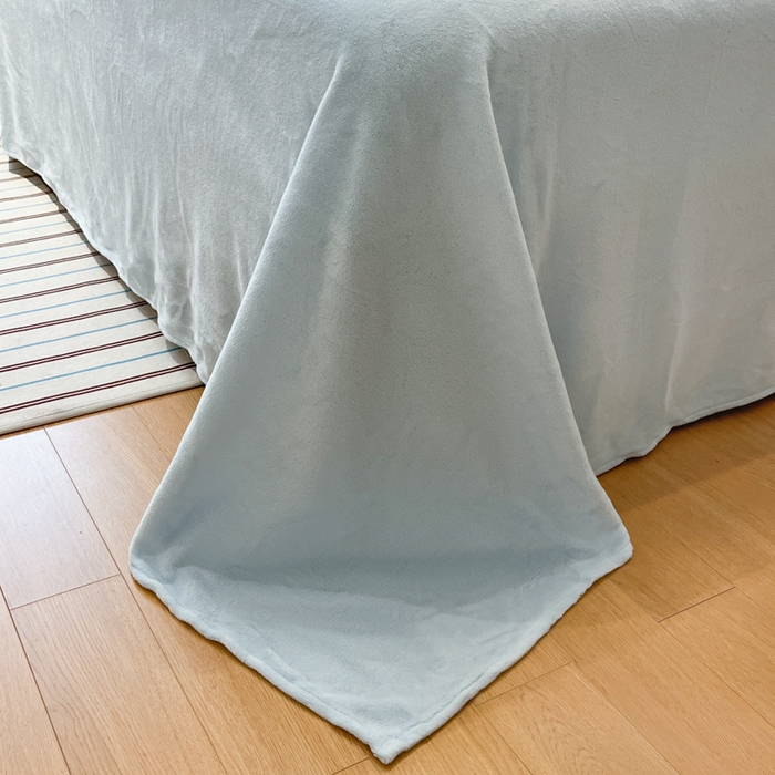 91家纺网 家纺一手货源 找家纺 桃子家居 2025新款A类ins简约奢尚渐变复古格子加厚牛奶绒四件套 绒-暮光蓝