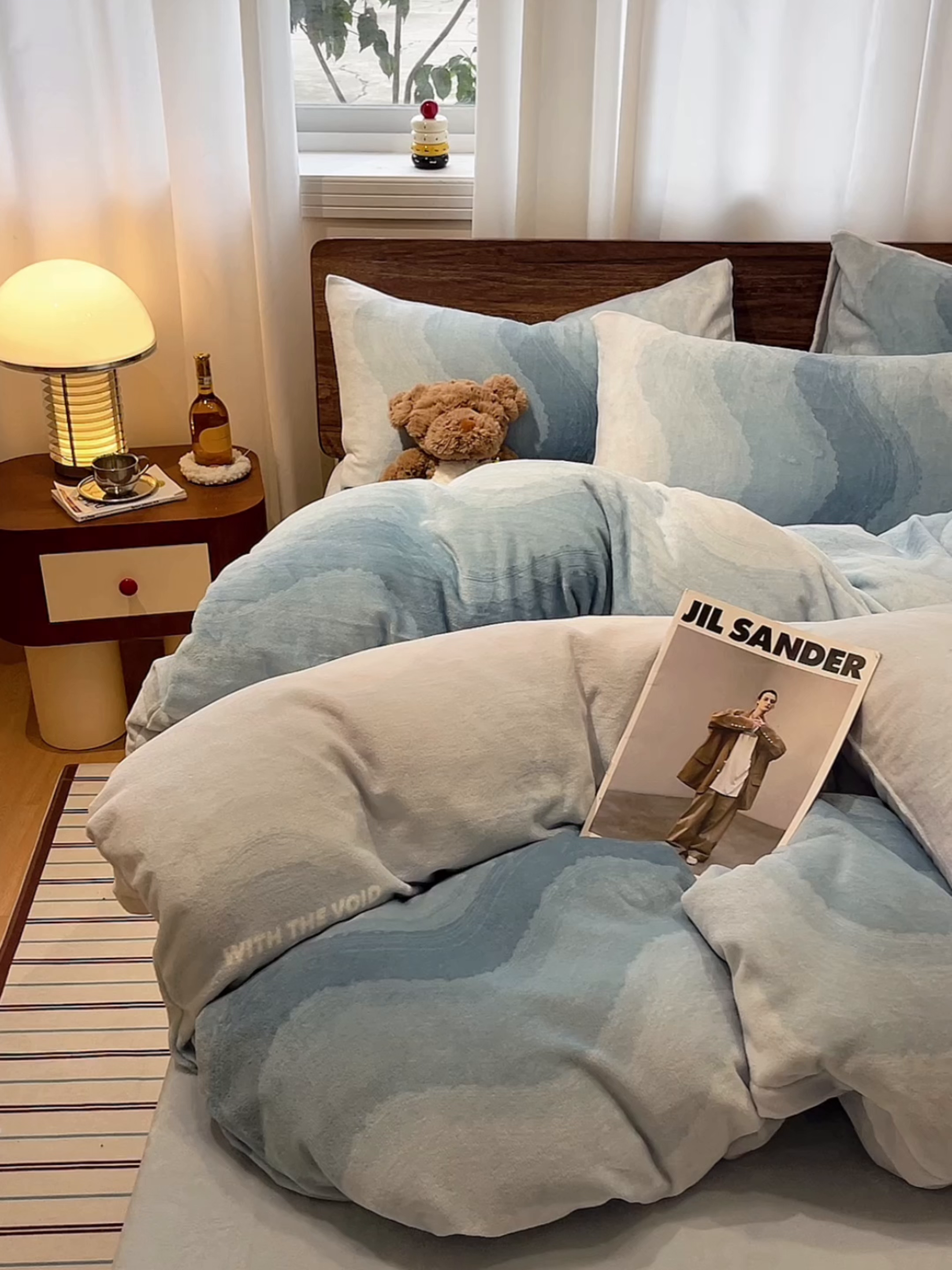 91家纺网 家纺一手货源 找家纺 桃子家居 2025新款A类ins简约奢尚渐变复古格子加厚牛奶绒四件套 绒-暮光蓝