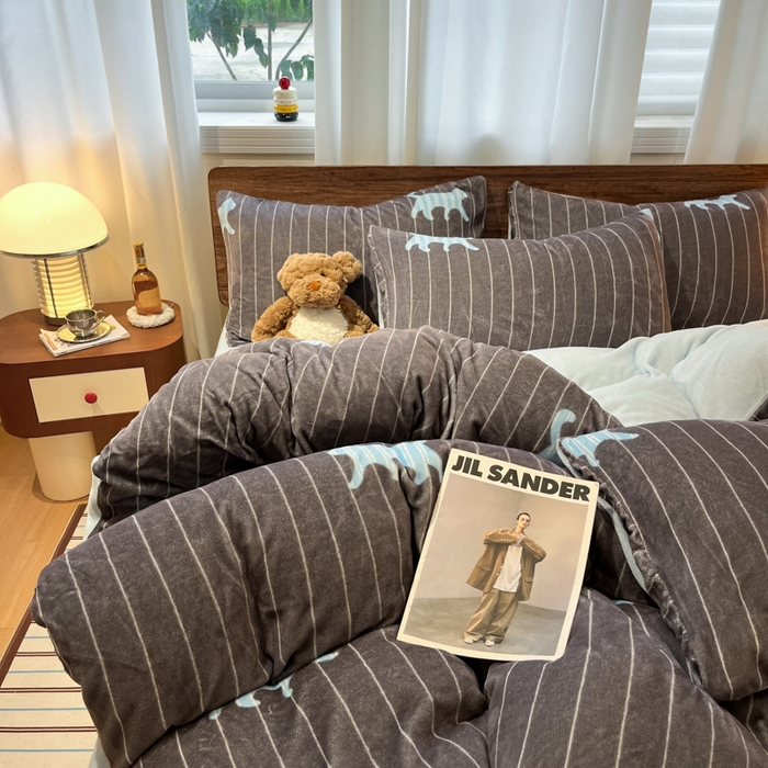 91家纺网 家纺一手货源 找家纺 桃子家居 2025新款A类ins简约奢尚渐变复古格子加厚牛奶绒四件套 绒-奢尚派