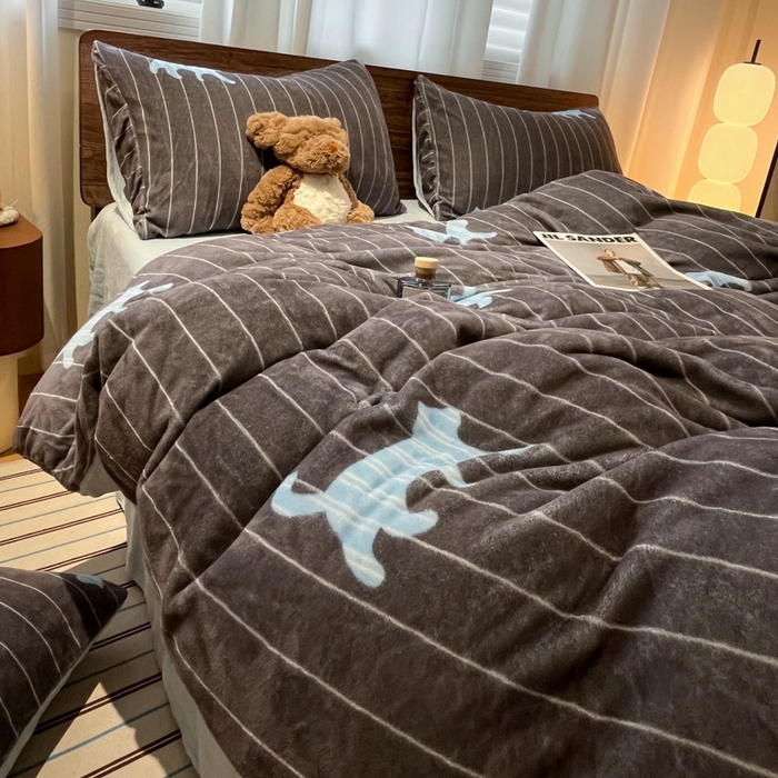 91家纺网 家纺一手货源 找家纺 桃子家居 2025新款A类ins简约奢尚渐变复古格子加厚牛奶绒四件套 绒-奢尚派