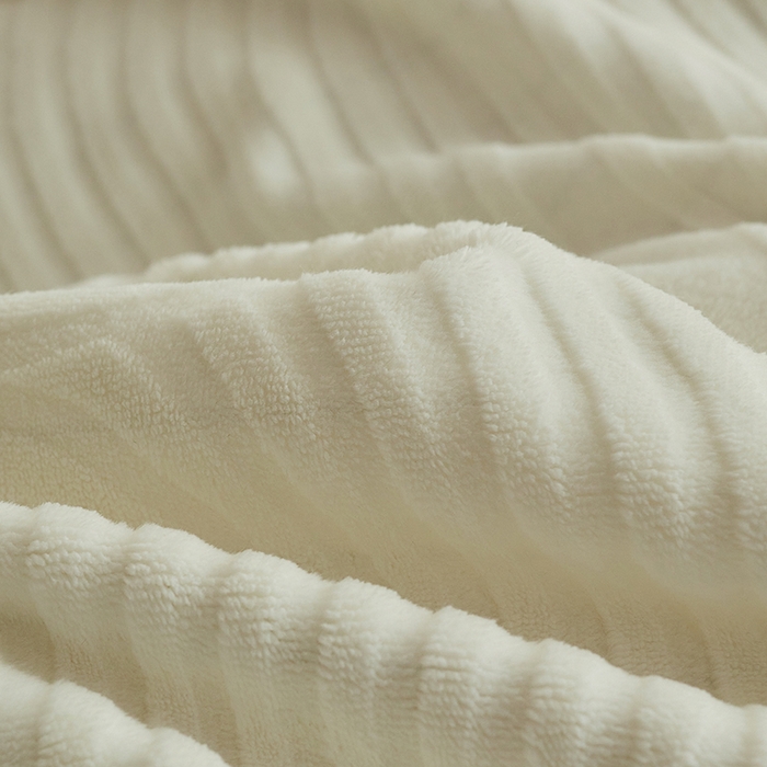 91家纺网 家纺一手货源 找家纺 千朵森 2025新款高克重提花牛奶绒高品质四件套-年纪 年纪-白