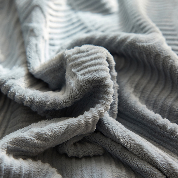 91家纺网 家纺一手货源 找家纺 千朵森 2025新款亲肤舒适烂花全消光牛奶绒四件套-梵静 梵静-慕云灰