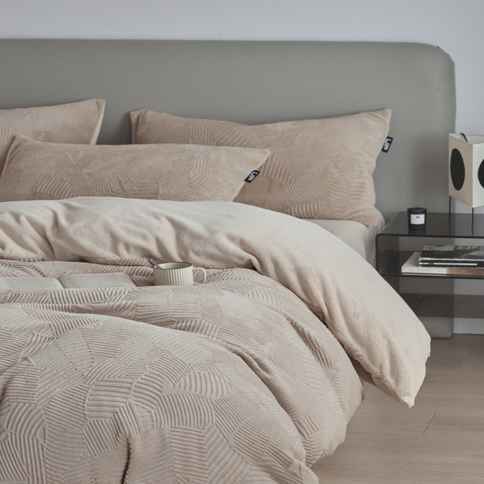 千朵森 2025新款亲肤舒适烂花全消光牛奶绒四件套-梵静 梵静-可可杏