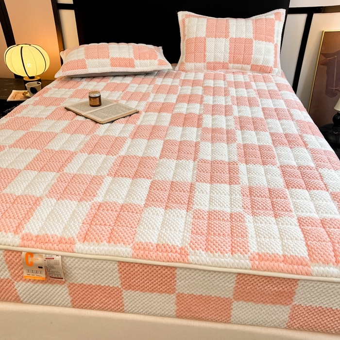 91家纺网 家纺一手货源 找家纺 （总）欧邦 2025新款加厚菠萝格豆豆绒夹棉床笠 床笠单件