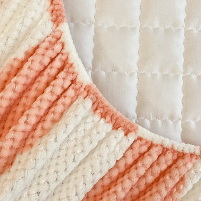 91家纺网 家纺一手货源 找家纺 （总）欧邦 2025新款加厚菠萝格豆豆绒夹棉床笠 床笠单件