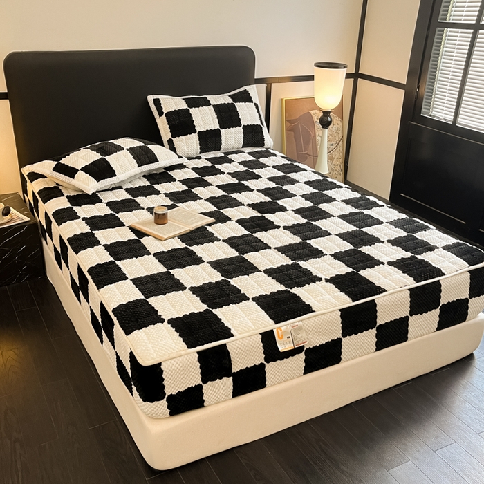 91家纺网 家纺一手货源 找家纺 欧邦 2025新款加厚菠萝格豆豆绒夹棉床笠 床笠单件 菠萝格-黑白