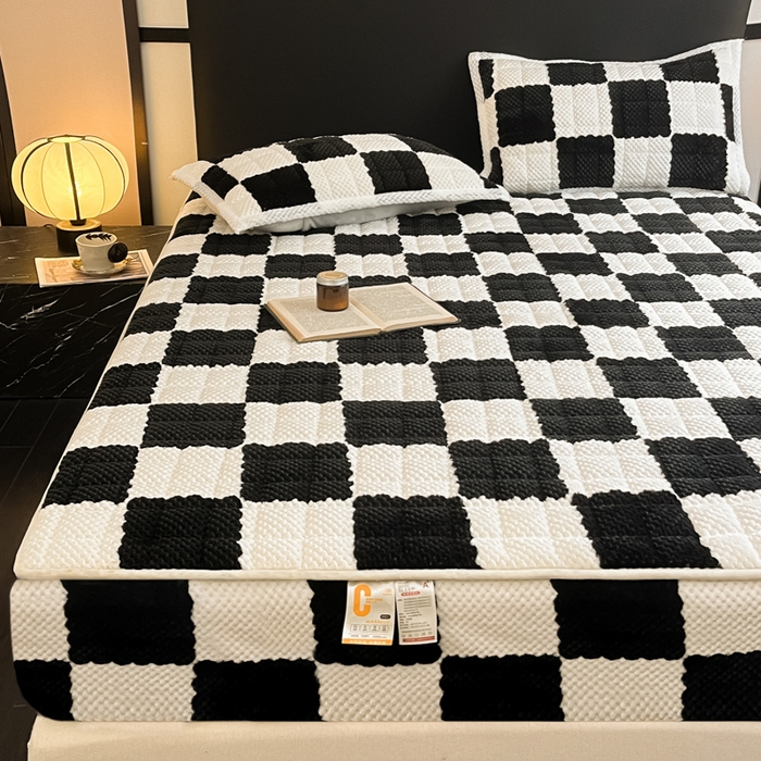 91家纺网 家纺一手货源 找家纺 欧邦 2025新款加厚菠萝格豆豆绒夹棉床笠 床笠单件 菠萝格-黑白