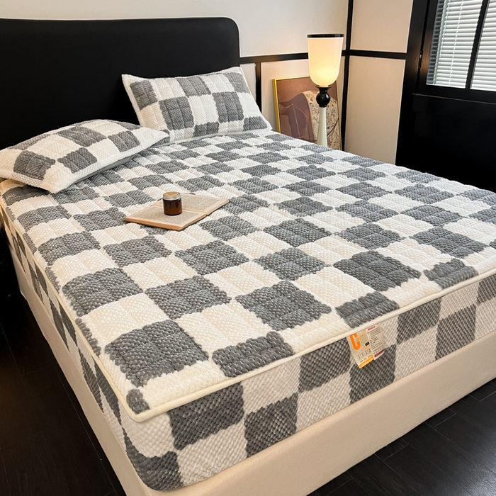 91家纺网 家纺一手货源 找家纺 欧邦 2025新款加厚菠萝格豆豆绒夹棉床笠 床笠单件 菠萝格-灰色