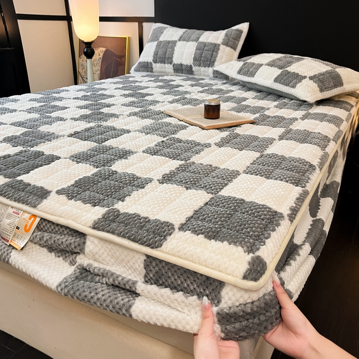 91家纺网 家纺一手货源 找家纺 欧邦 2025新款加厚菠萝格豆豆绒夹棉床笠 床笠单件 菠萝格-灰色