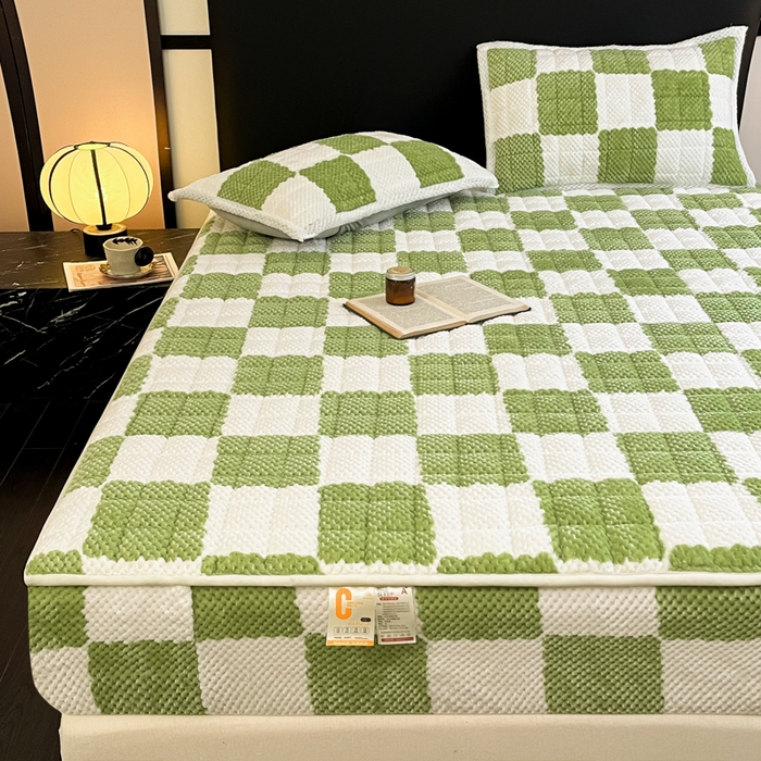 91家纺网 家纺一手货源 找家纺 欧邦 2025新款加厚菠萝格豆豆绒夹棉床笠 床笠单件 菠萝格-绿色