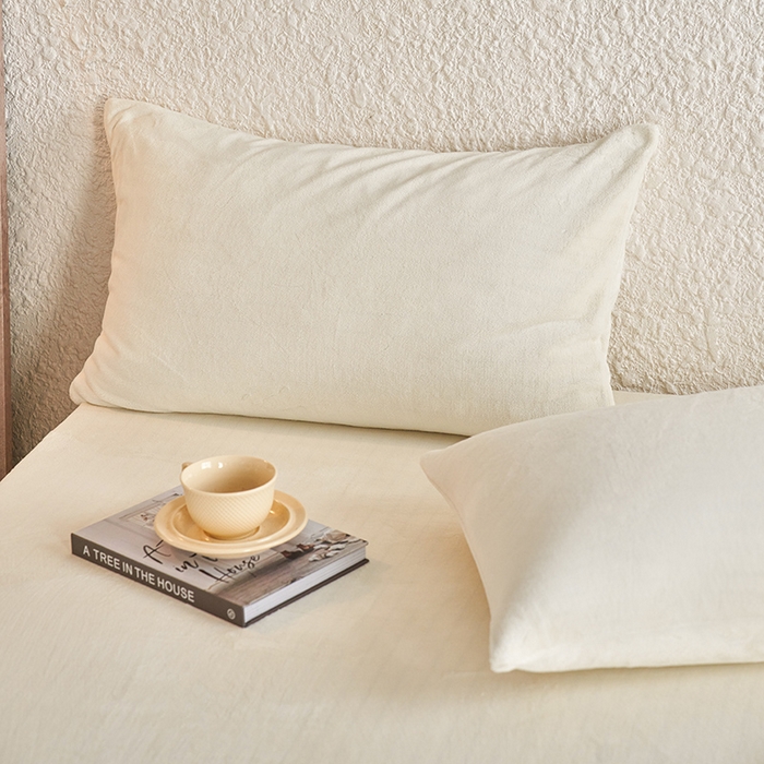 91家纺网 家纺一手货源 找家纺 千朵森 2025新款纯色牛奶绒枕套-芙妮系列单品枕套单件枕套 芙妮-奶油白