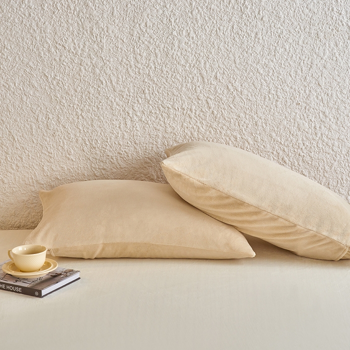 91家纺网 家纺一手货源 找家纺 千朵森 2025新款纯色牛奶绒枕套-芙妮系列单品枕套单件枕套 芙妮-奶芋黄