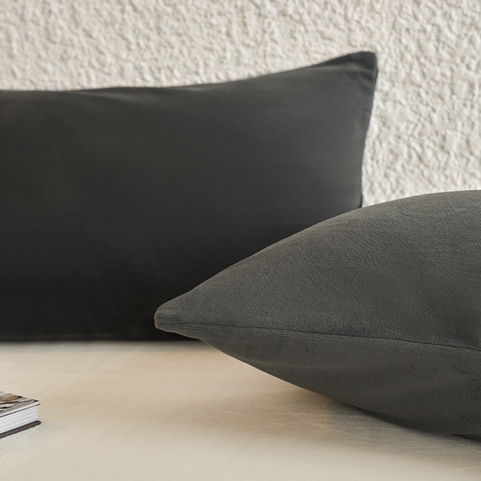 91家纺网 家纺一手货源 找家纺 千朵森 2025新款纯色牛奶绒枕套-芙妮系列单品枕套单件枕套 芙妮-雅士灰