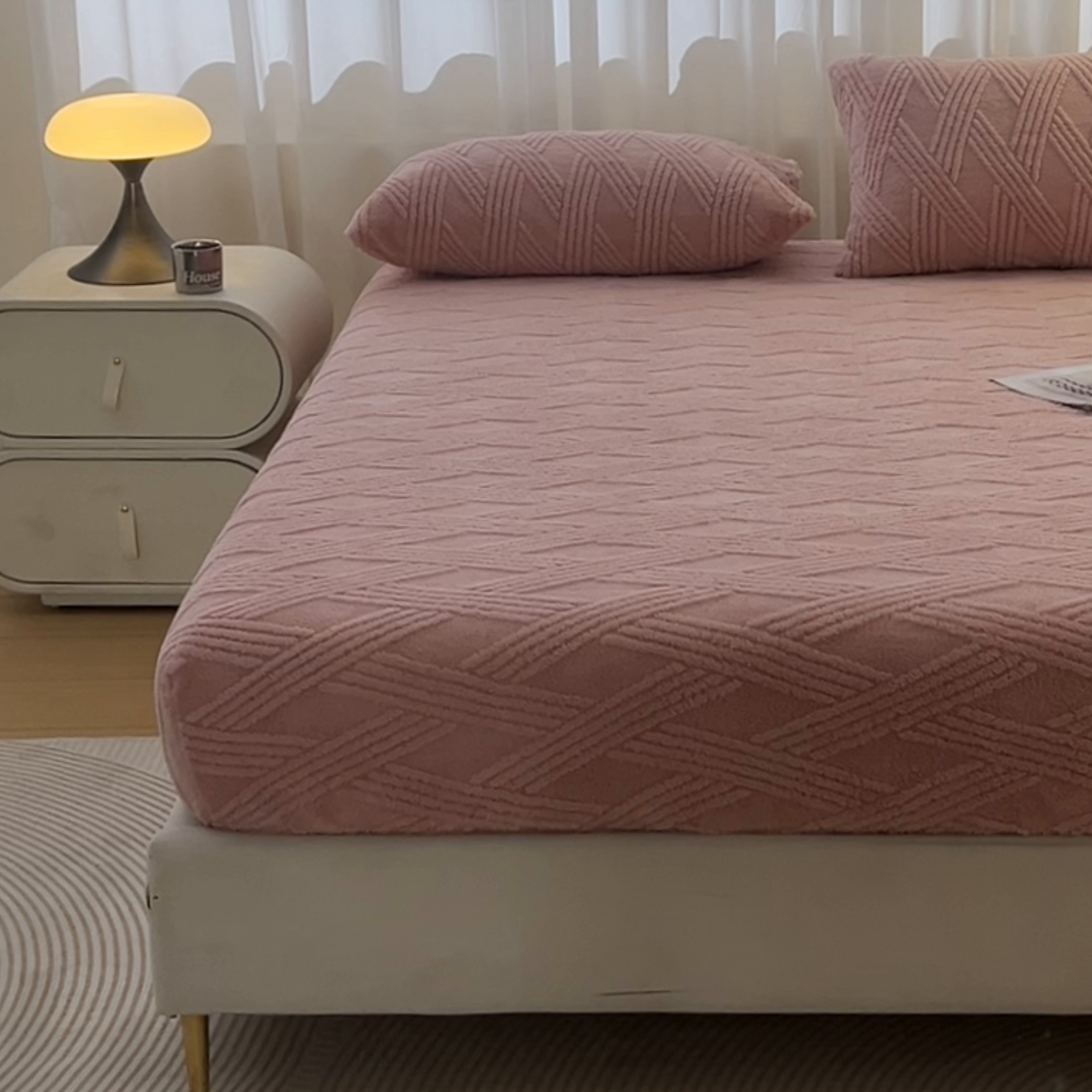 91家纺网 家纺一手货源 找家纺 （总）欧邦 2025新款跨境提花塔芙绒单床笠 床笠单件-素简系列