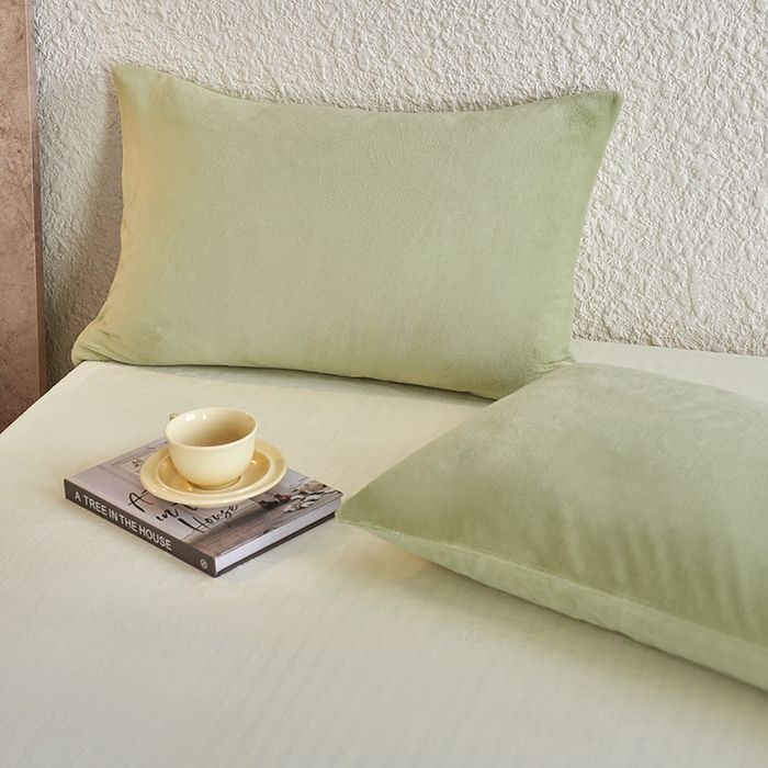 91家纺网 家纺一手货源 找家纺 千朵森 2025新款纯色牛奶绒枕套-芙妮系列单品枕套单件枕套 芙妮-莺茶绿