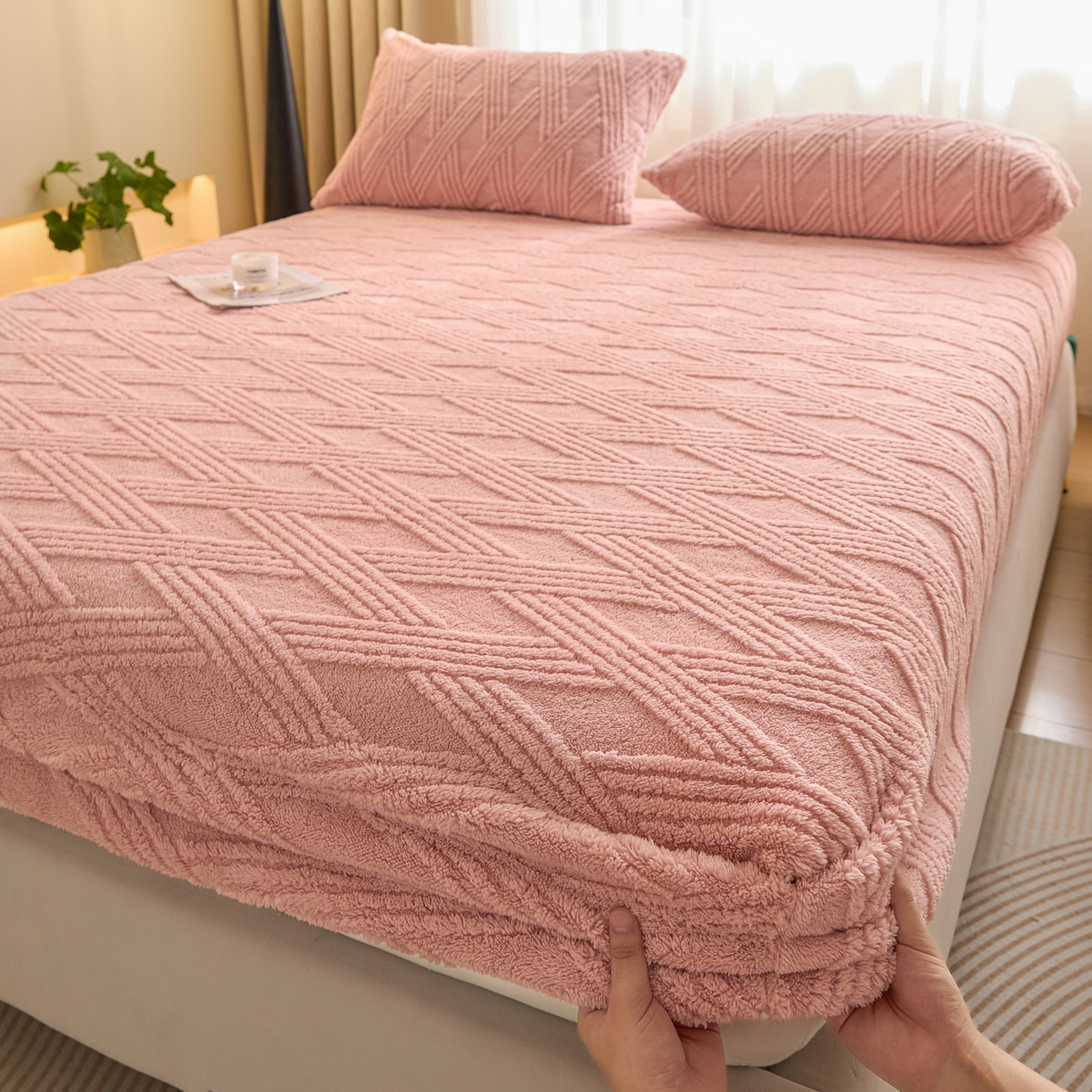 91家纺网 家纺一手货源 找家纺 欧邦 2025新款跨境提花塔芙绒单床笠 床笠单件-素简系列 素简-豆沙