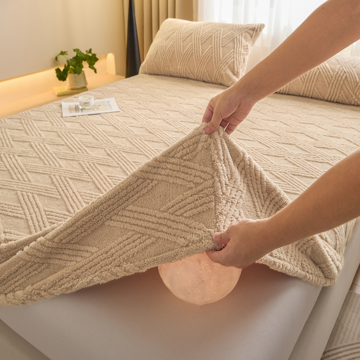 91家纺网 家纺一手货源 找家纺 欧邦 2025新款跨境提花塔芙绒单床笠 床笠单件-素简系列 素简-卡其