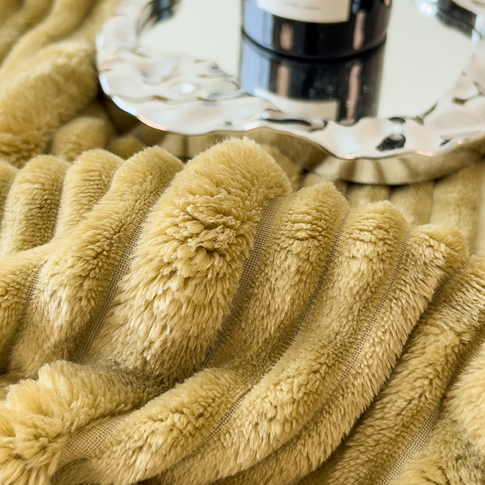 91家纺网 家纺一手货源 找家纺 欧邦 2025新款子母条灰边毛毯毯子多功能盖毯 子母条-草绿灰边