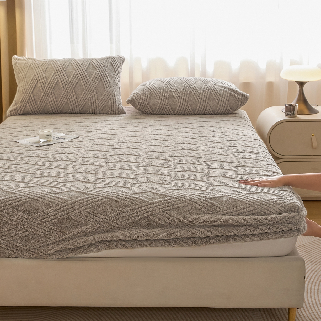 91家纺网 家纺一手货源 找家纺 欧邦 2025新款跨境提花塔芙绒单床笠 床笠单件-素简系列 素简-浅灰