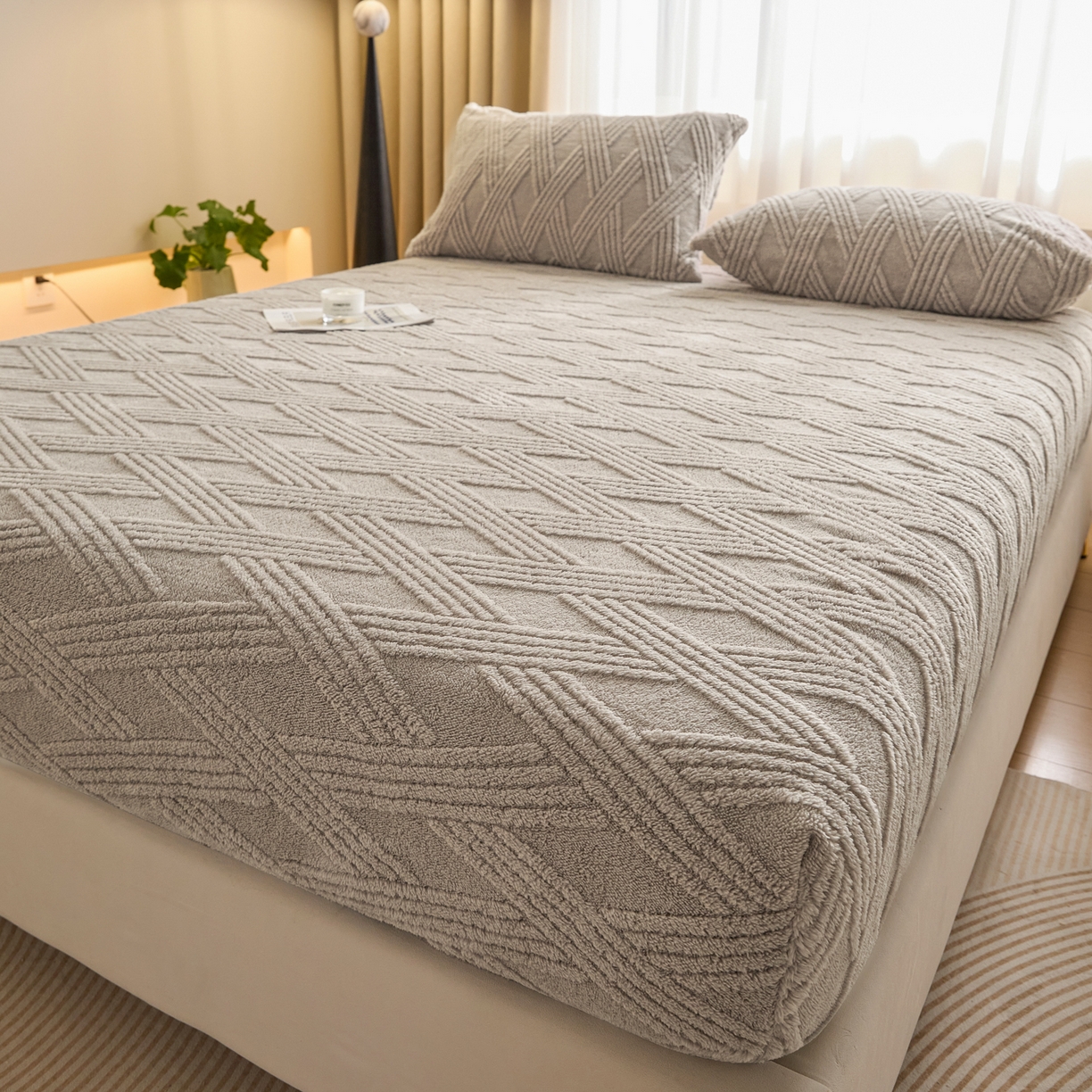 91家纺网 家纺一手货源 找家纺 欧邦 2025新款跨境提花塔芙绒单床笠 床笠单件-素简系列 素简-浅灰