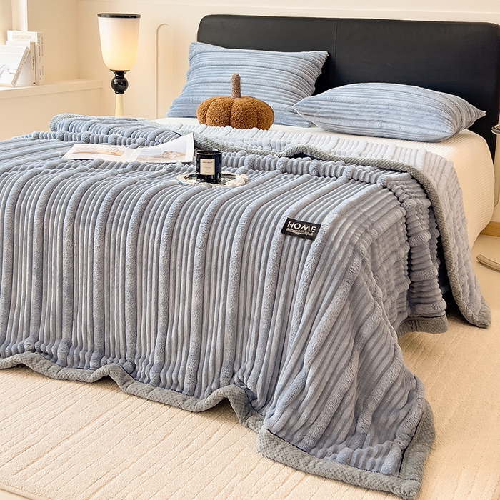 91家纺网 家纺一手货源 找家纺 欧邦 2025新款子母条灰边毛毯毯子多功能盖毯 子母条-蓝灰灰边