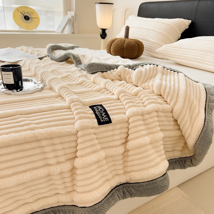 91家纺网 家纺一手货源 找家纺 欧邦 2025新款子母条灰边毛毯毯子多功能盖毯 子母条-米白灰边