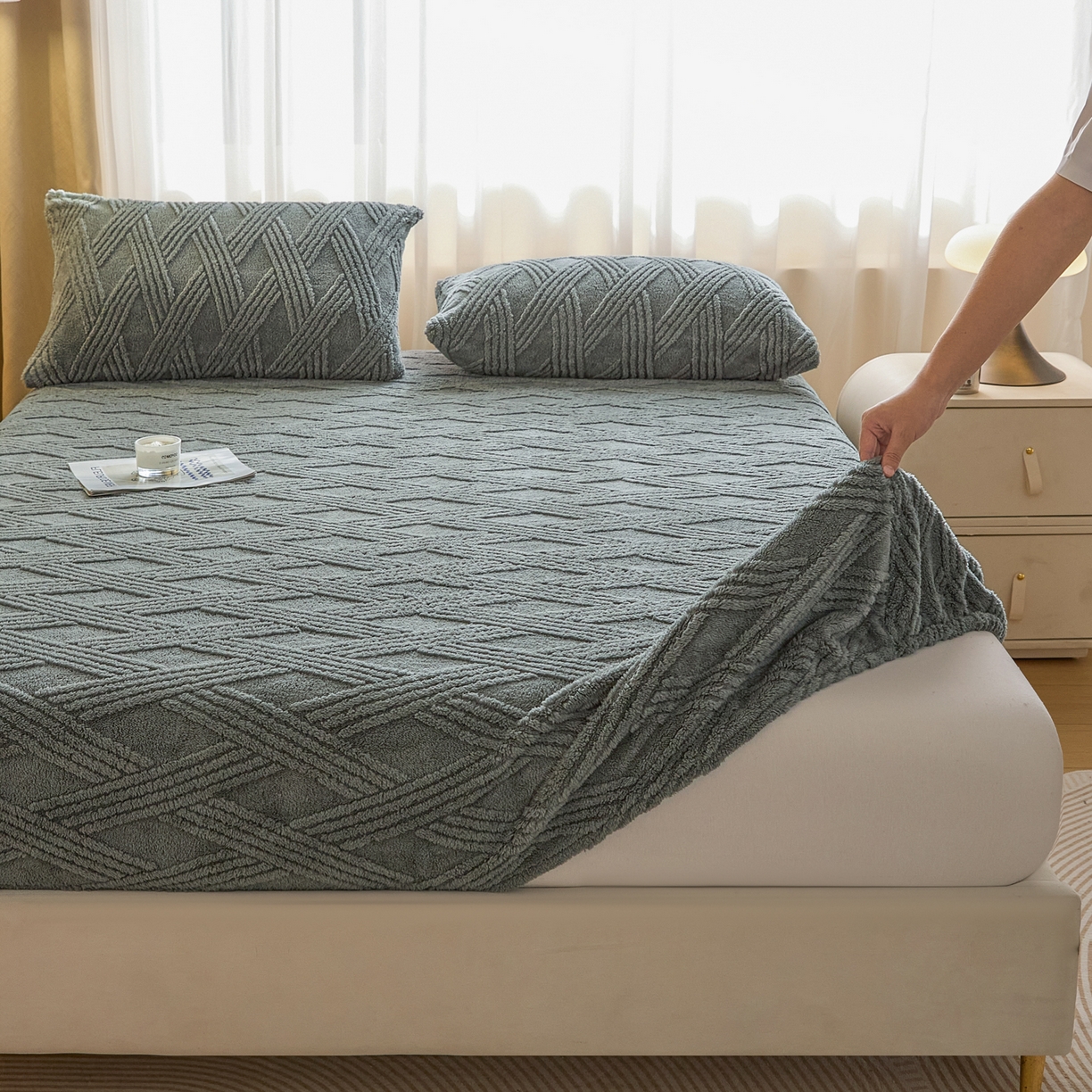 91家纺网 家纺一手货源 找家纺 欧邦 2025新款跨境提花塔芙绒单床笠 床笠单件-素简系列 素简-深灰