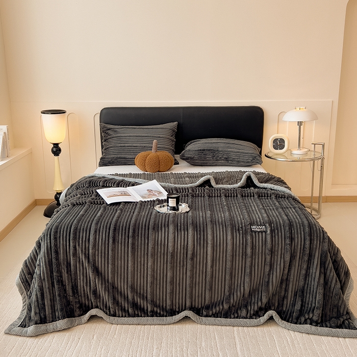 91家纺网 家纺一手货源 找家纺 欧邦 2025新款子母条灰边毛毯毯子多功能盖毯 子母条-深灰灰边