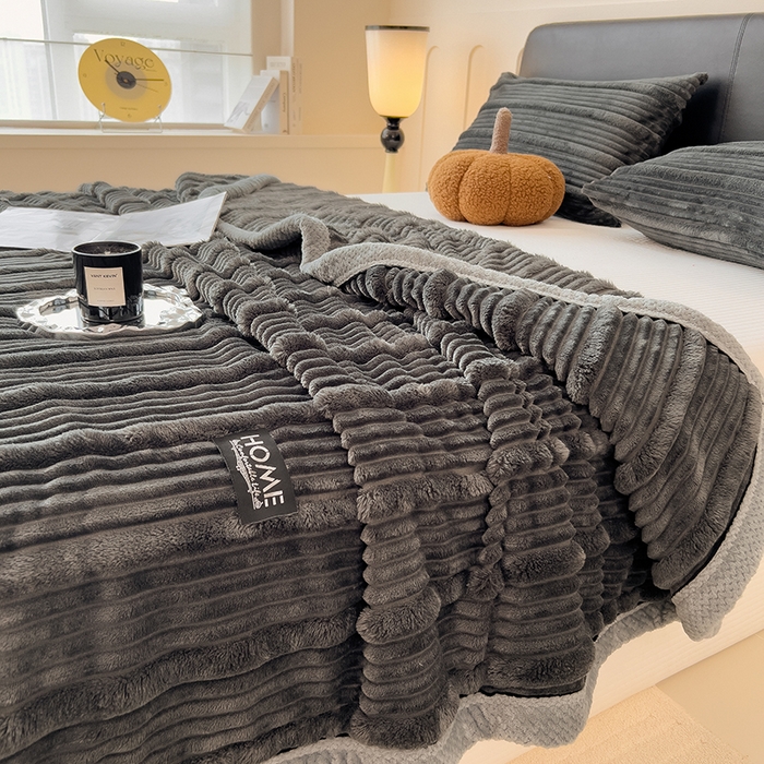 91家纺网 家纺一手货源 找家纺 欧邦 2025新款子母条灰边毛毯毯子多功能盖毯 子母条-深灰灰边