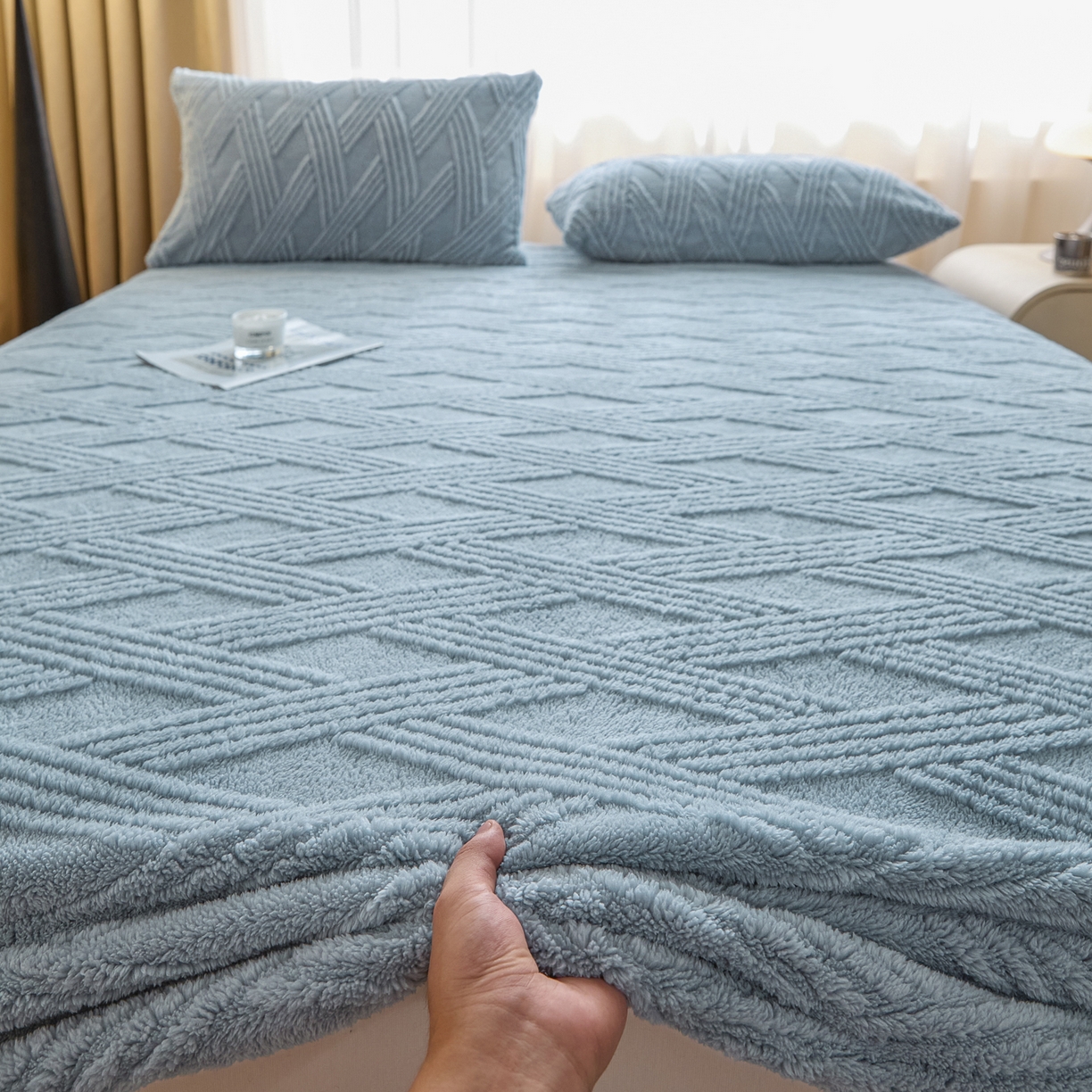 91家纺网 家纺一手货源 找家纺 欧邦 2025新款跨境提花塔芙绒单床笠 床笠单件-素简系列 素简-雾蓝