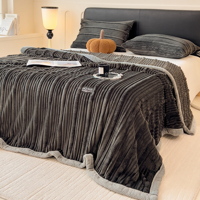 91家纺网 家纺一手货源 找家纺 欧邦 2025新款子母条灰边毛毯毯子多功能盖毯 子母条-深灰灰边