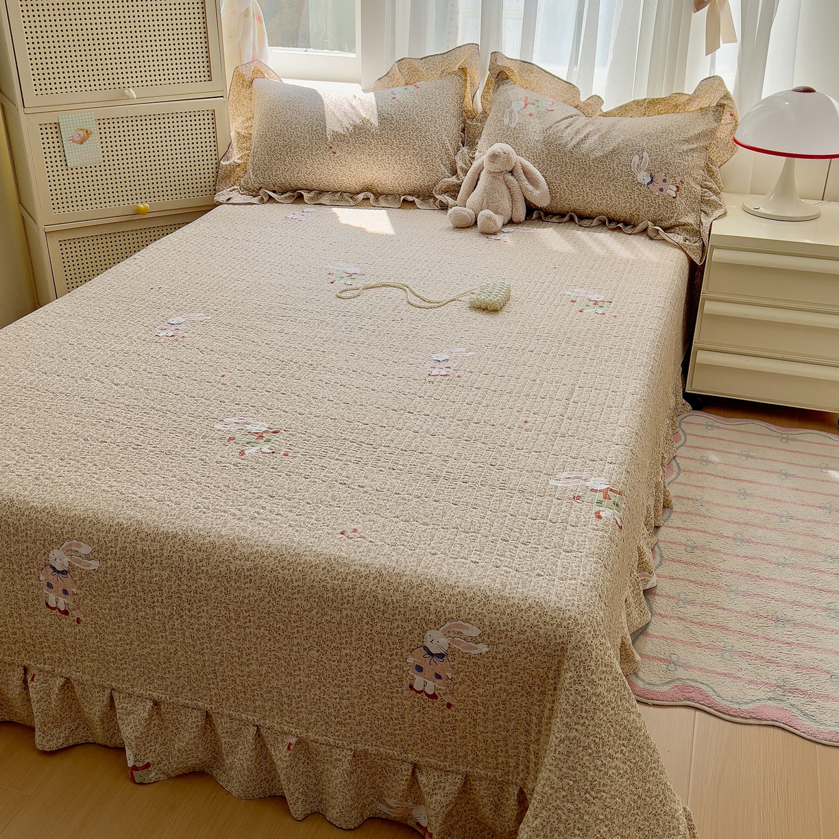 91家纺网 家纺一手货源 找家纺 欧尚 2025新款云柔棉床盖四件套 兔兔熊