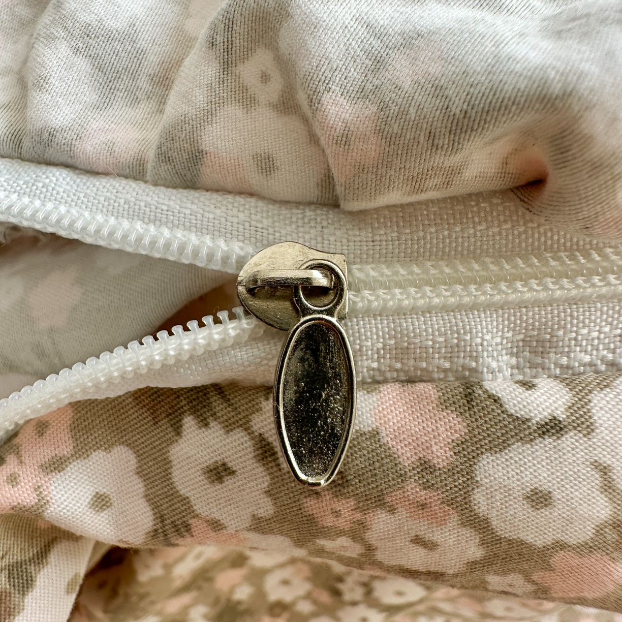 91家纺网 家纺一手货源 找家纺 欧尚 2025新款云柔棉床盖四件套 初恋