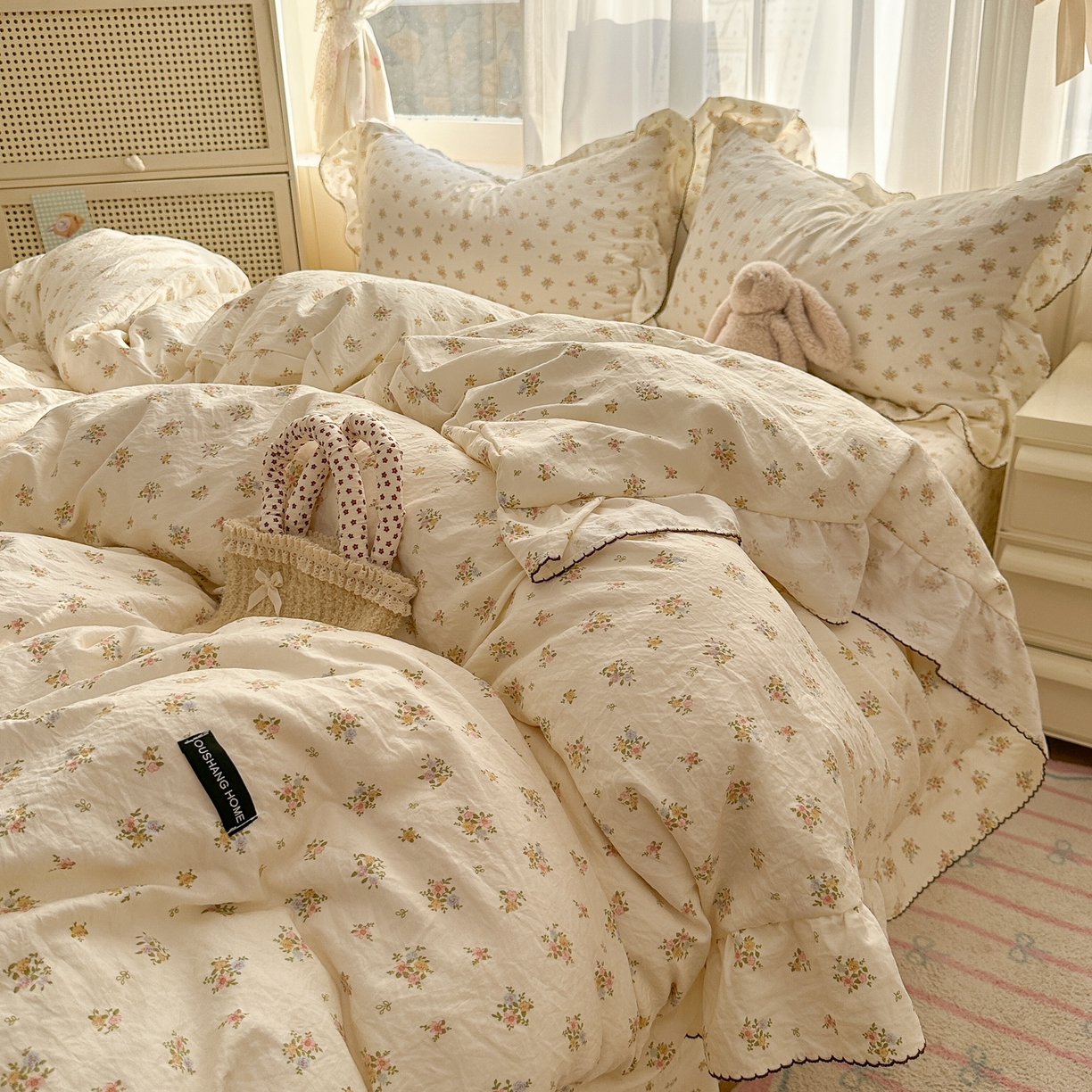 91家纺网 家纺一手货源 找家纺 欧尚 2025新款云柔棉床盖四件套 春芽