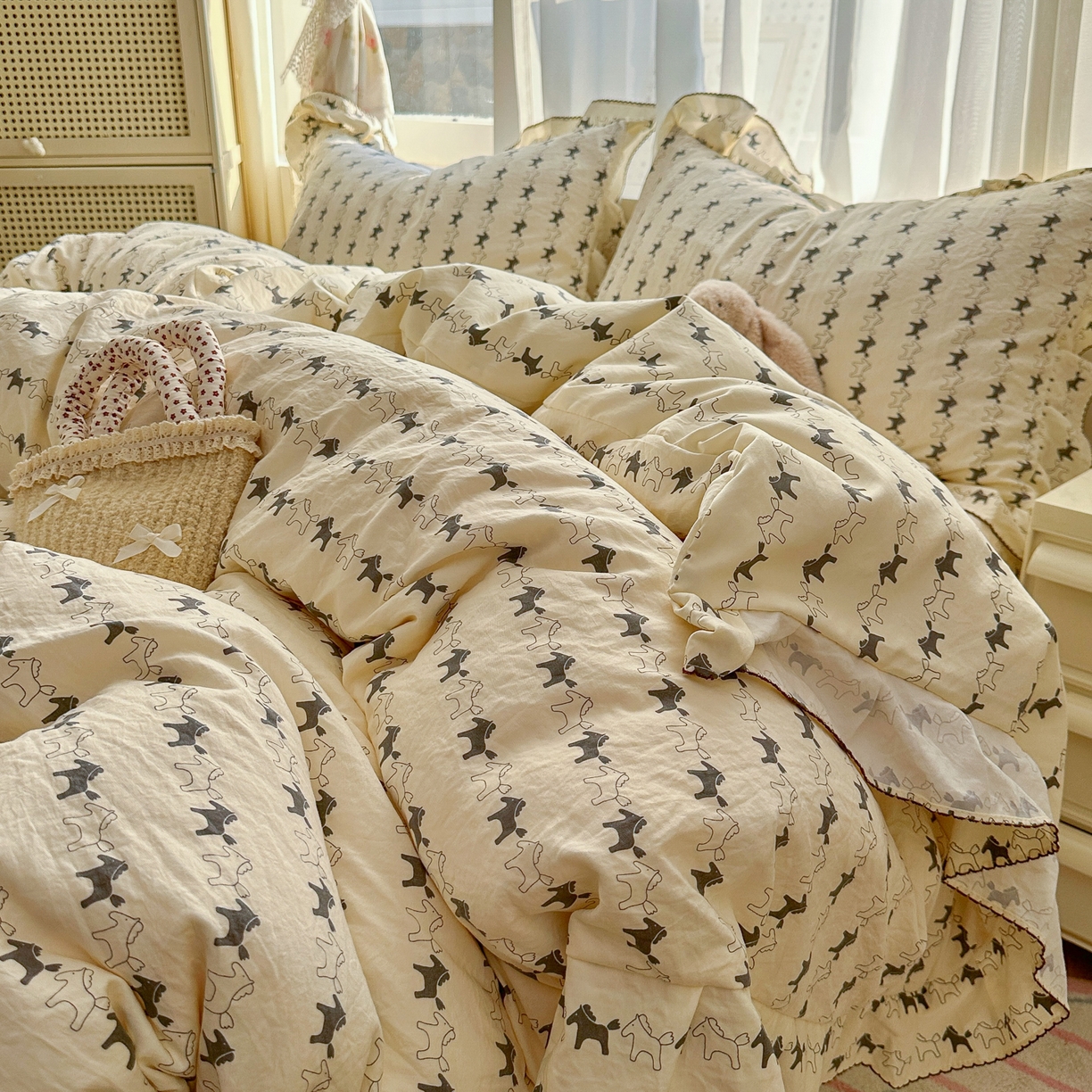 91家纺网 家纺一手货源 找家纺 欧尚 2025新款云柔棉床盖四件套 木马