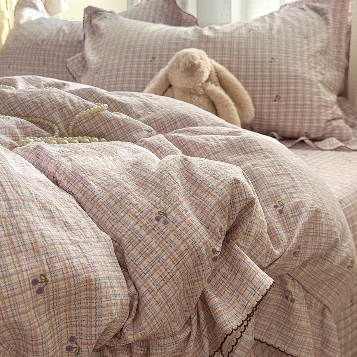 91家纺网 家纺一手货源 找家纺 欧尚 2025新款云柔棉床盖四件套 樱桃酱