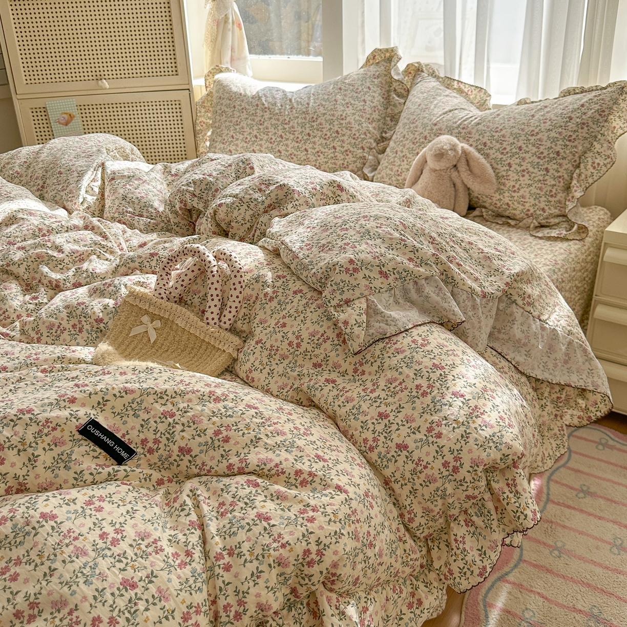91家纺网 家纺一手货源 找家纺 欧尚 2025新款云柔棉床盖四件套 花枝语