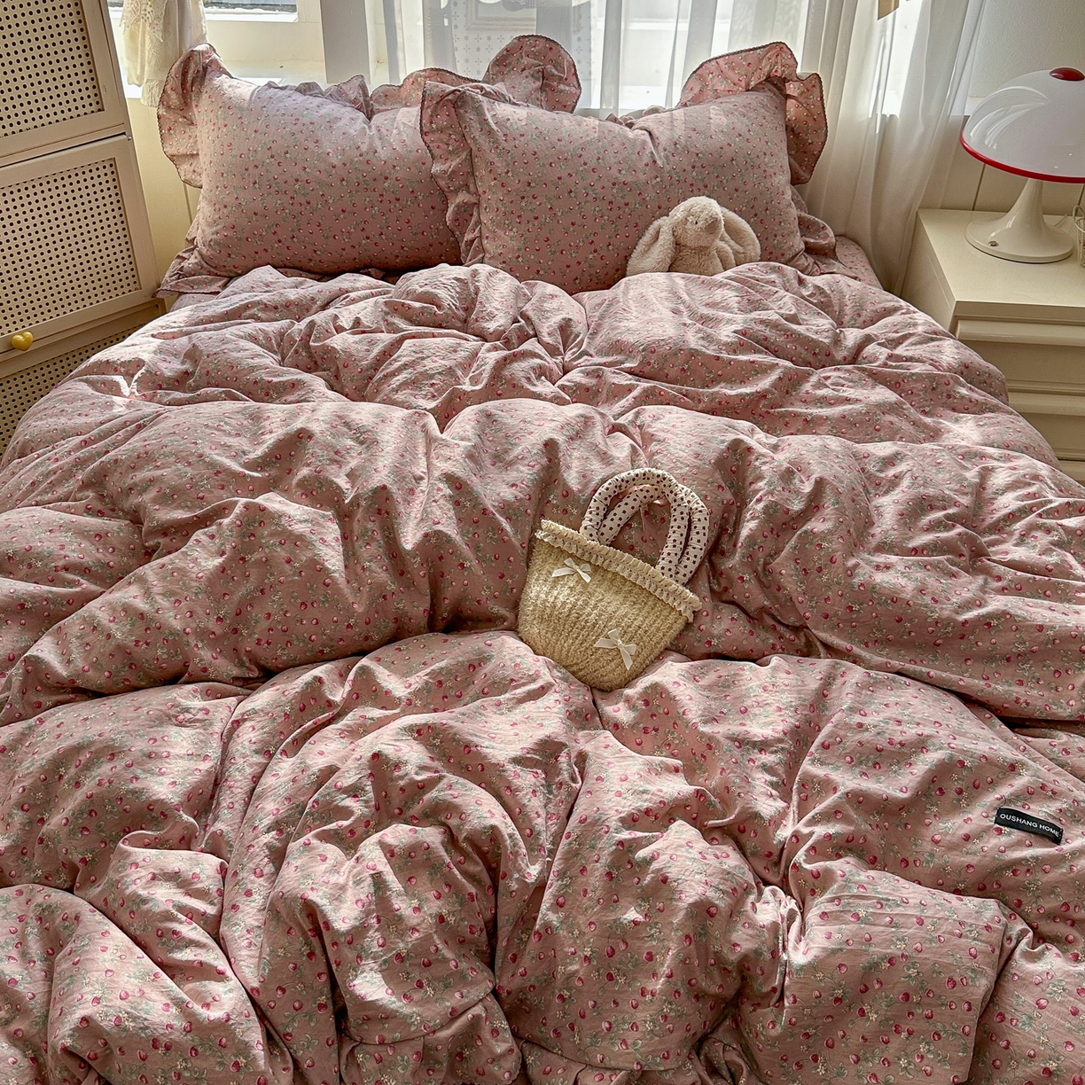 91家纺网 家纺一手货源 找家纺 欧尚 2025新款云柔棉床盖四件套 草莓