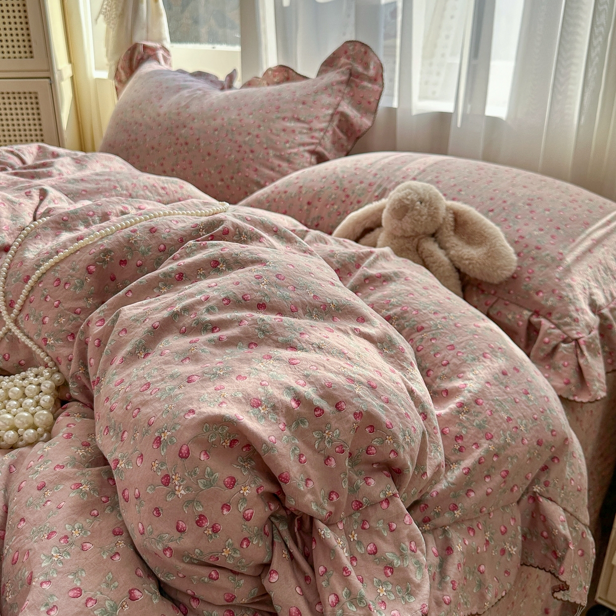 91家纺网 家纺一手货源 找家纺 欧尚 2025新款云柔棉床盖四件套 草莓