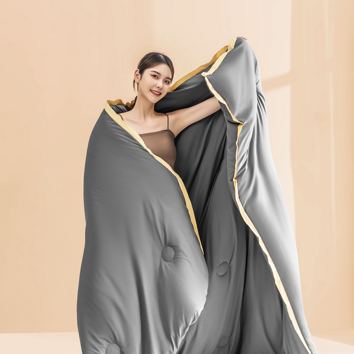 91家纺网 家纺一手货源 找家纺 品乐家纺 2025新款飞边大豆被烫画冬被被子被芯冬被 绅士灰