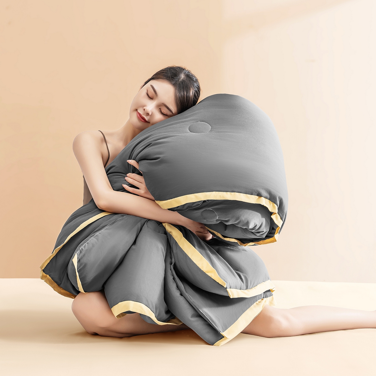 91家纺网 家纺一手货源 找家纺 品乐家纺 2025新款飞边大豆被烫画冬被被子被芯冬被 绅士灰