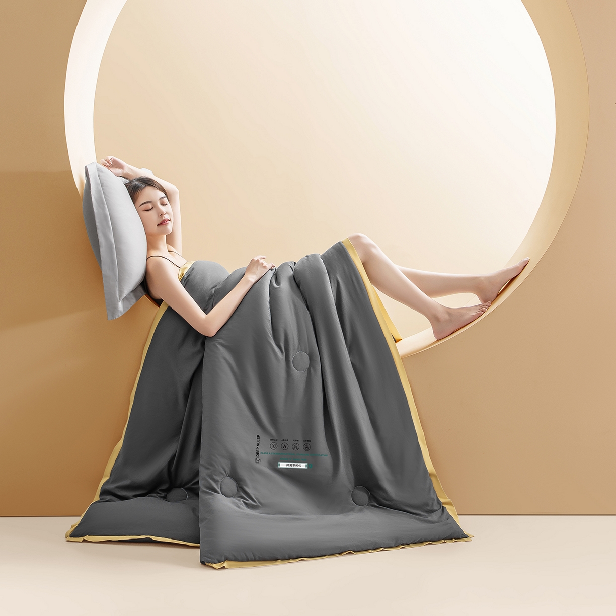 91家纺网 家纺一手货源 找家纺 品乐家纺 2025新款飞边大豆被烫画冬被被子被芯冬被 绅士灰