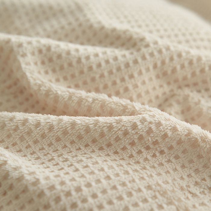 91家纺网 家纺一手货源 找家纺 眠博士 2025新款华夫格剪花牛奶绒加厚保暖四件套 华夫格剪花-奶黄