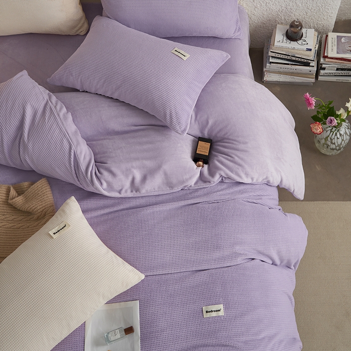 91家纺网 家纺一手货源 找家纺 眠博士 2025新款华夫格剪花牛奶绒加厚保暖四件套 华夫格剪花-丁香紫