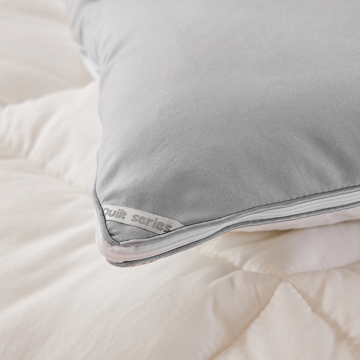 91家纺网 家纺一手货源 找家纺 品乐家纺 2025新款亲肤速暖大豆子母被被子被芯冬被 影雾灰